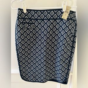 Navy skirt, LOFT, Size 4P. Never been worn.